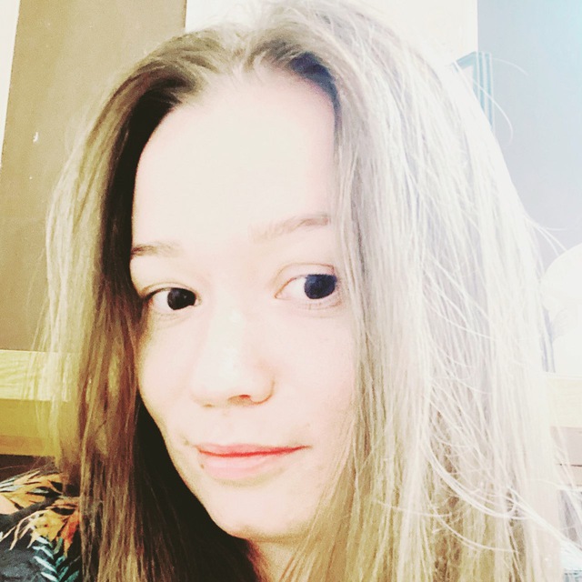 Елена Попова