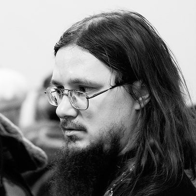 Иерей Даниил Сысоев