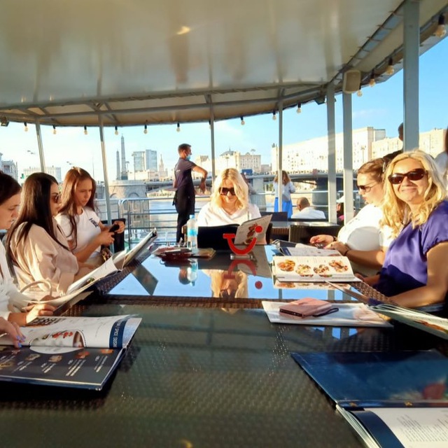 SAT | Smart Agent Travel