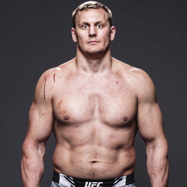 Сергей Павлович UFC