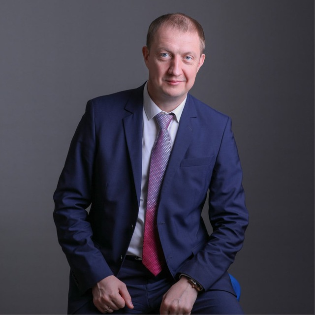 Плотников. (не) Официально