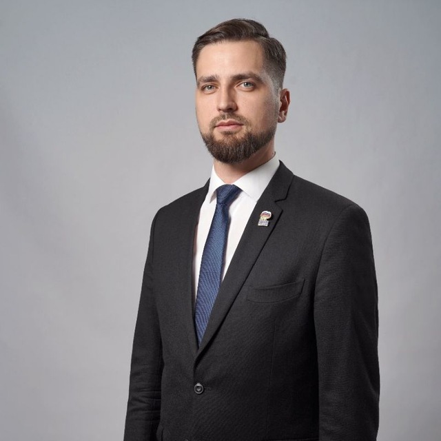 Егор Угаров