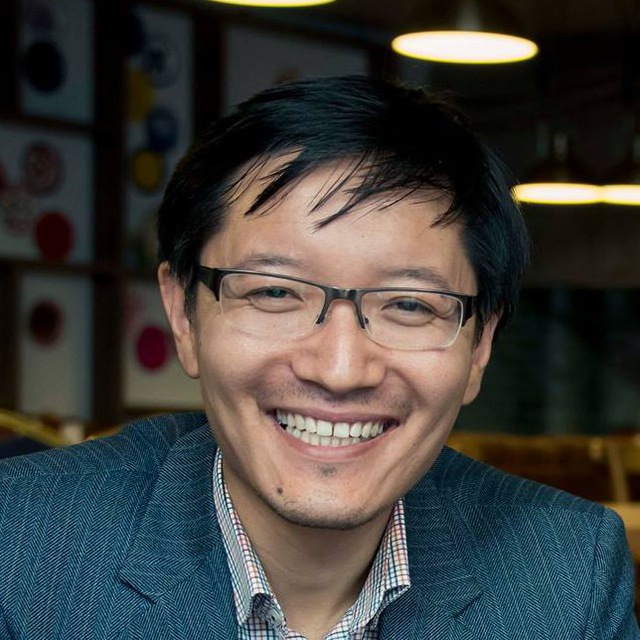 Orken Kenzhebek Live