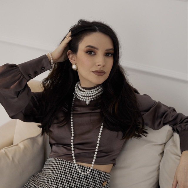 Грустная Настя