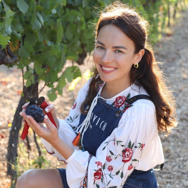 Irina Bogovich - WINEMAKER’S DIARY