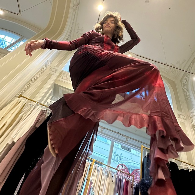 ?? / Корпорация женщин