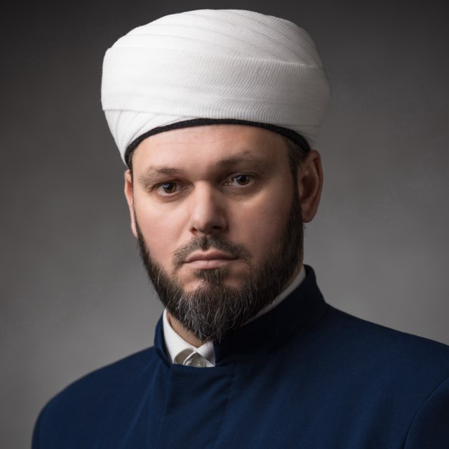 Цику Рустам?