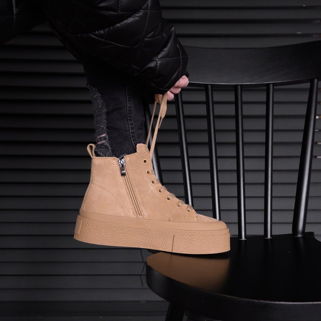 CHUKKA_BOOTS