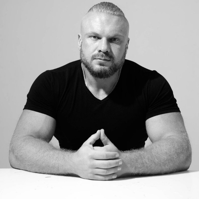 Суровый фитнес